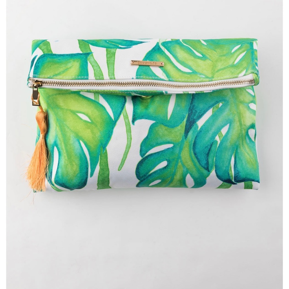Pura Vida Palm Clutch